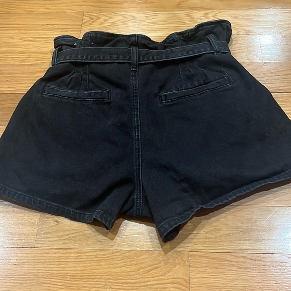 American Eagle outfitters button fly with belt mom Jean shorts size 12 . - Picture 8 of 10
